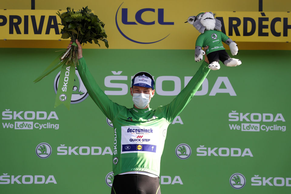 Bennett pakt groene trui in Tour de France