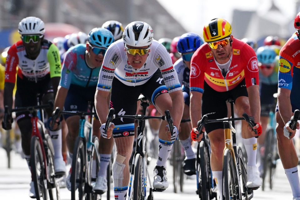 Tim Merlier sprint naar knappe tweede plaats in Gent-Wevelgem