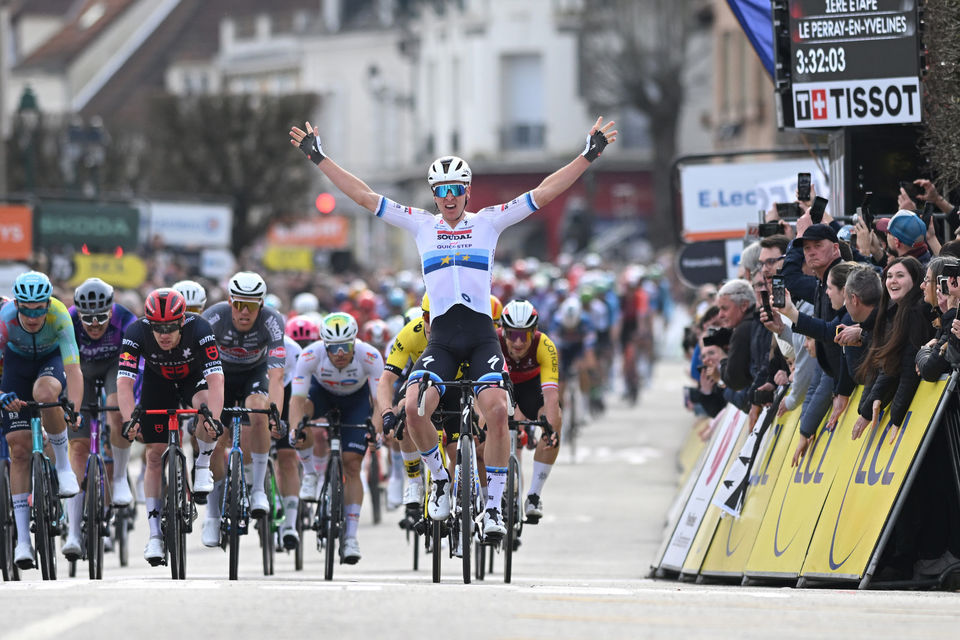 Tim Merlier takes the opening stage of Paris-Nice