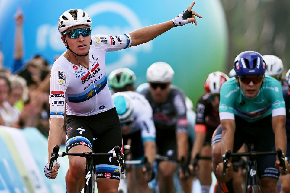 Tim Merlier verdubbelt aantal zeges in Renewi Tour