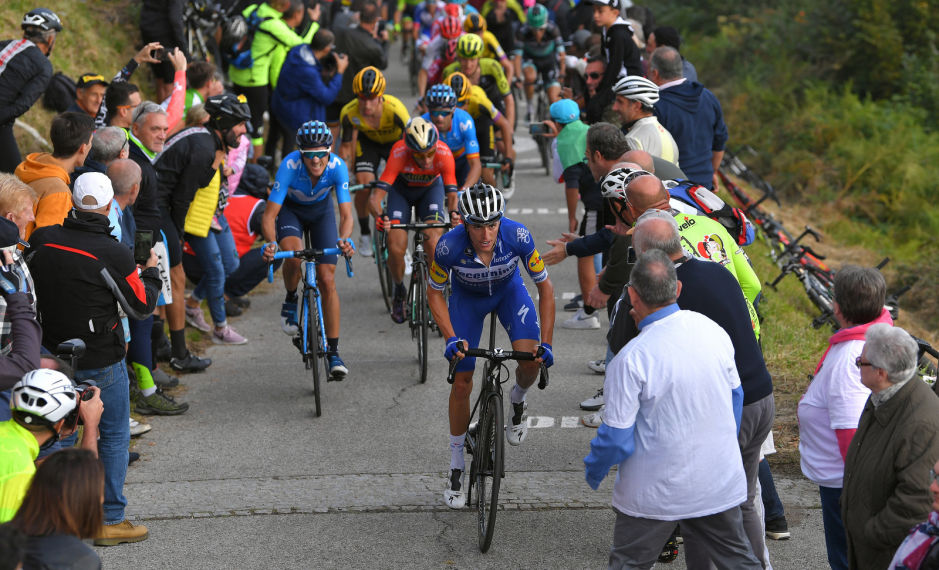 Il Lombardia: Mas in the thick of the action