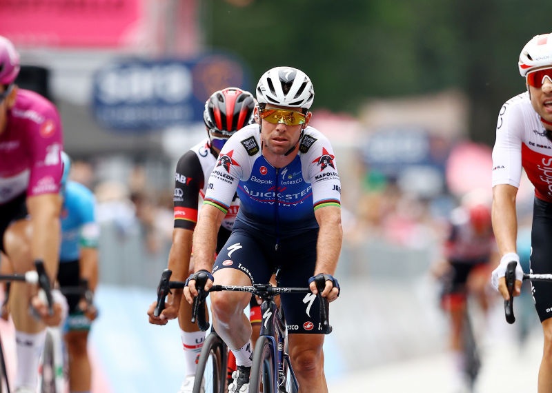 Il Giro: Breakaway holds off the peloton in Treviso