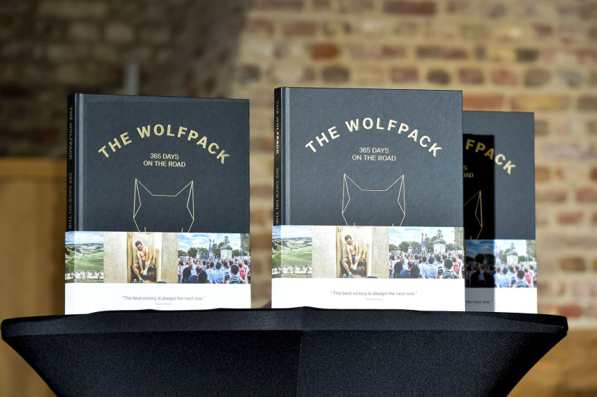 Order “The Wolfpack: 365 days on the road” now online!